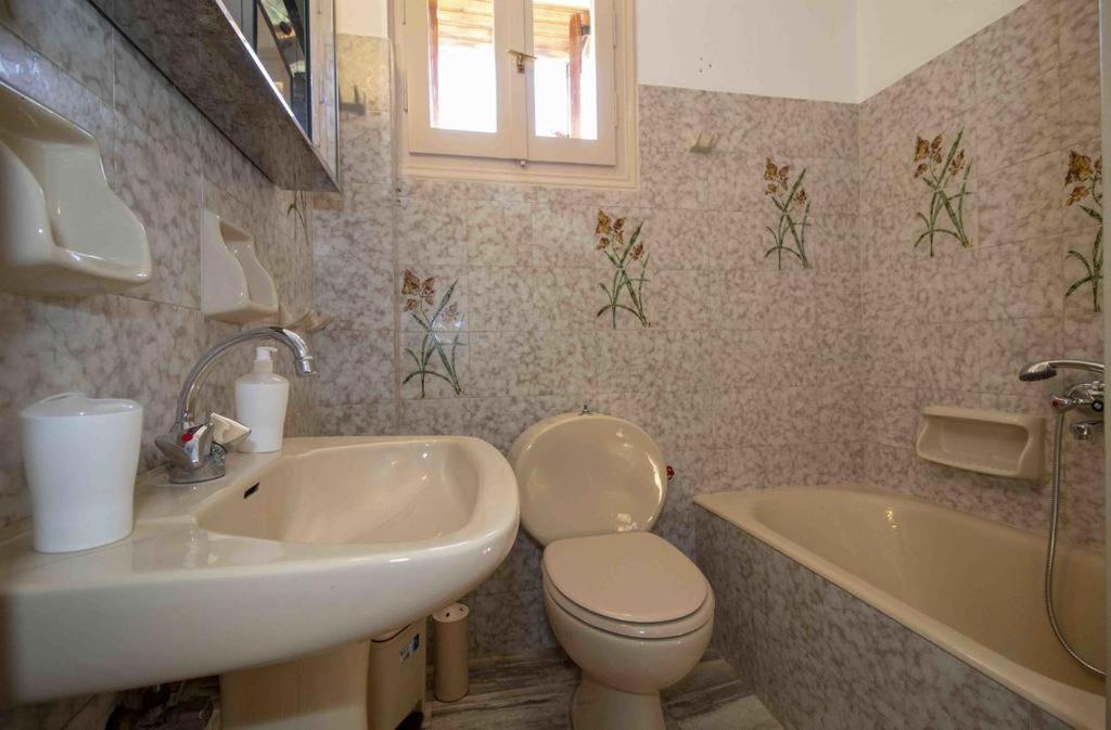 Апартаменти Manousi 1- Ground Floor Містрас Екстер'єр фото